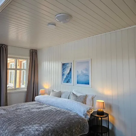 Nestun - Northern Lights With Sauna Holiday home