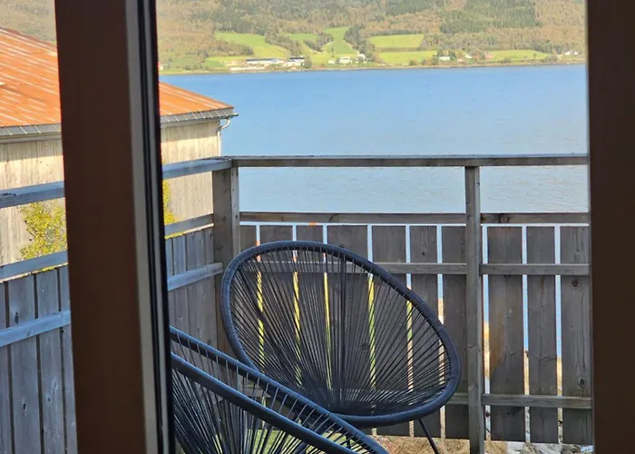 Nestun - Northern Lights With Sauna *